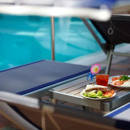 Zi' Teresa Hotell 4*