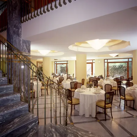 Zi' Teresa 4*