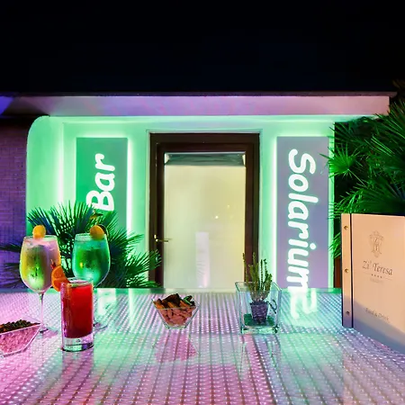 Ξενοδοχείο Zi' Teresa 4*