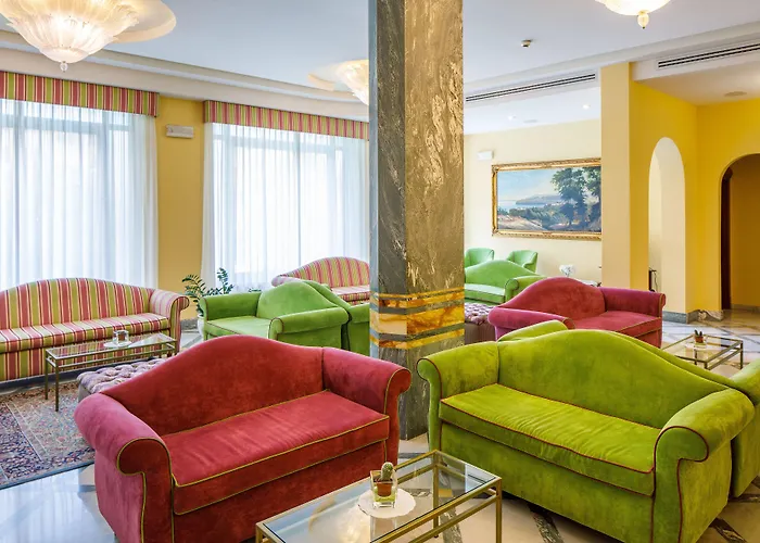 Готель Zi' Teresa 4*